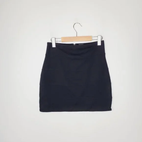 ARITZIA TALULA Black Stretch Bandage Mini Skirt - Picture 6 of 11